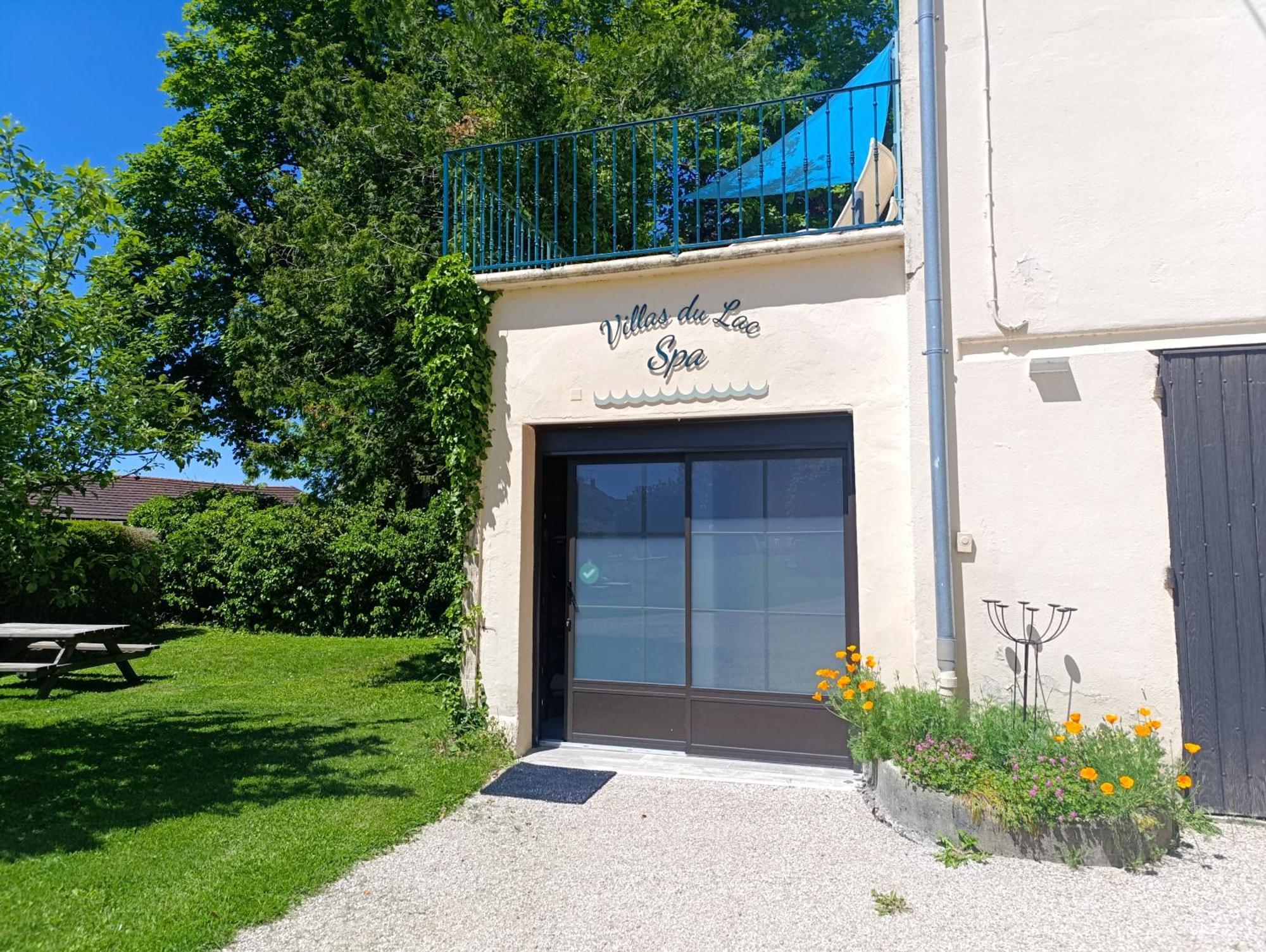 Villas-Du-Lac Appartements De Vacances Et Espace Spa Prive Clairvaux-les-Lacs Zewnętrze zdjęcie